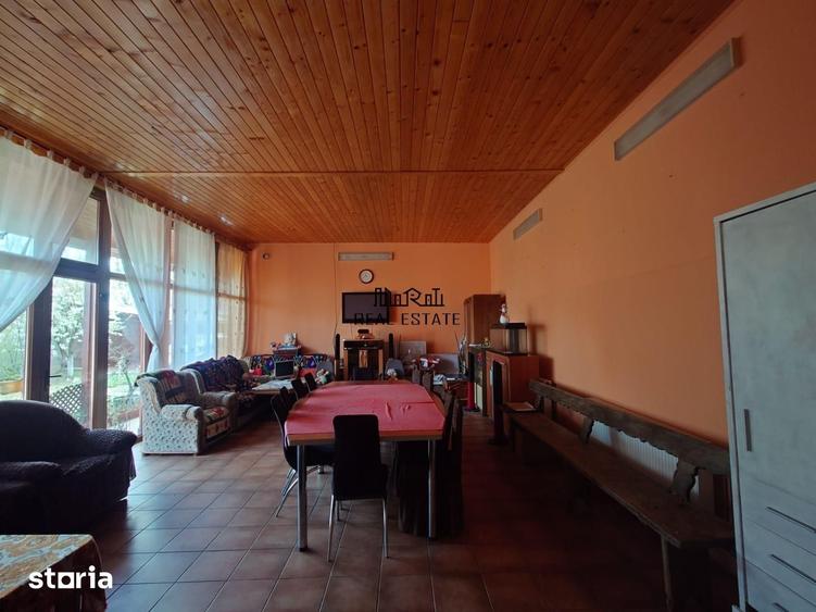 Casă cu 5 camere cu Teren 1440 Mp în Brazii