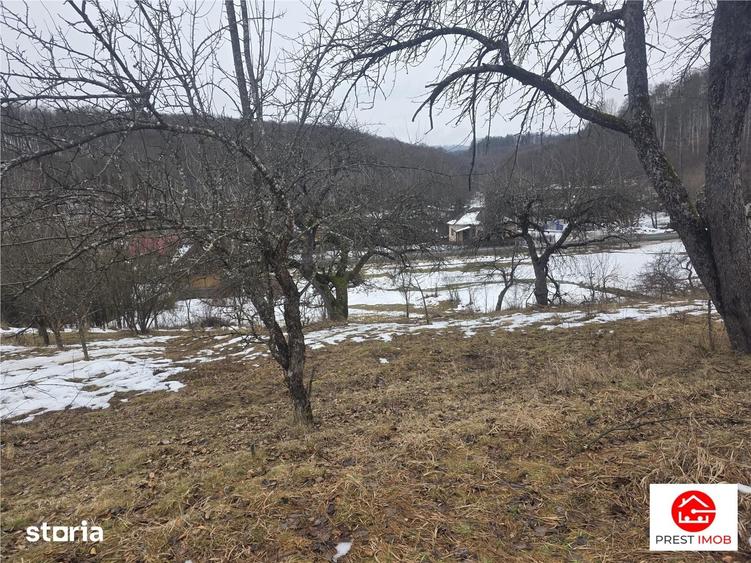 Teren de 1812 mp, în Central