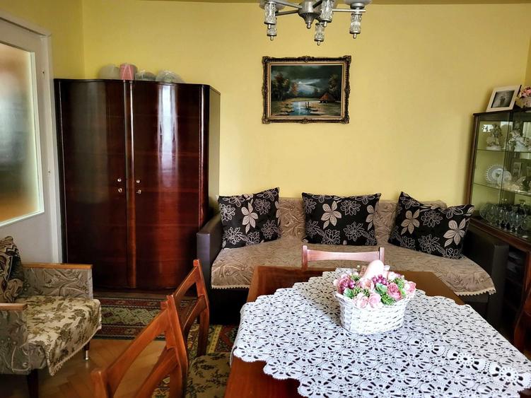 Apartament cu 2 camere decomandat în Carpați 1