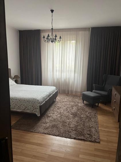 Casă cu 3 camere în Central