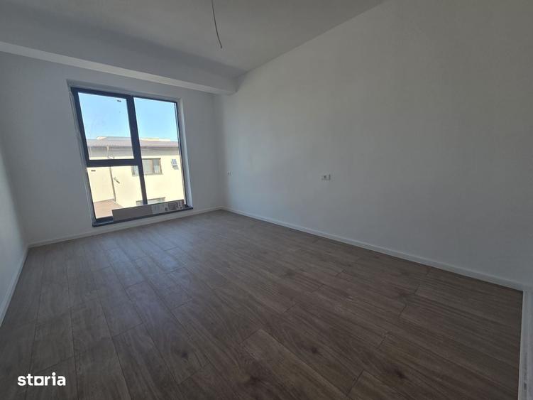 Casă cu 4 camere în Ghencea