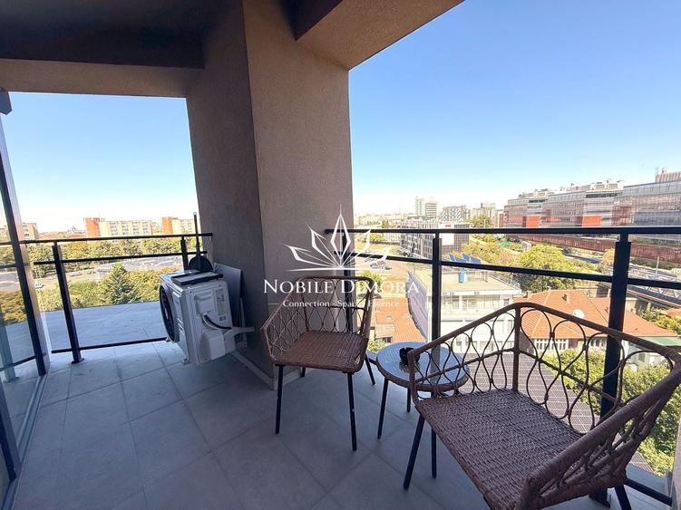 Apartament cu 2 camere semidecomandat, mobilat în Central