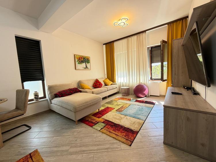 Casă individuală cu 4 camere cu Teren 440 Mp în Tunari