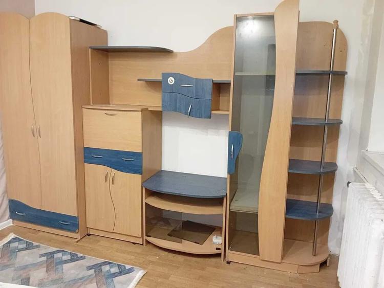 Apartament cu 3 camere semidecomandat, mobilat în Gheorgheni