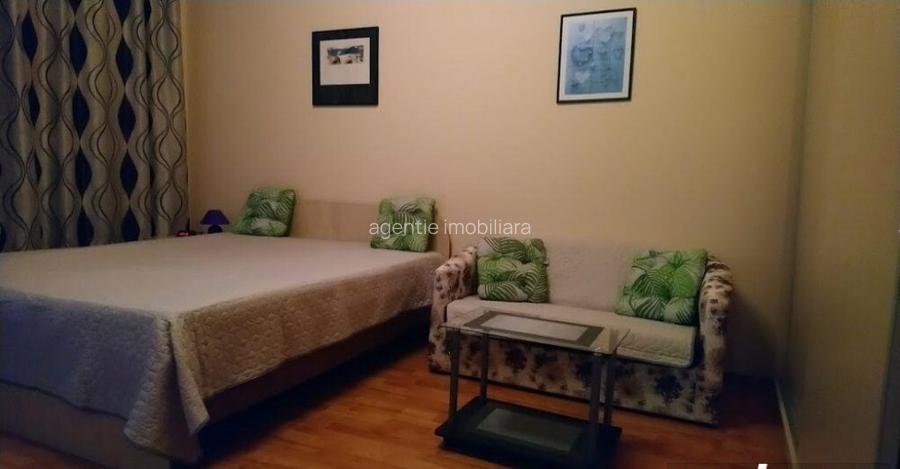 Apartament pe termen lung , etaj 3 situat in Badea Cartan