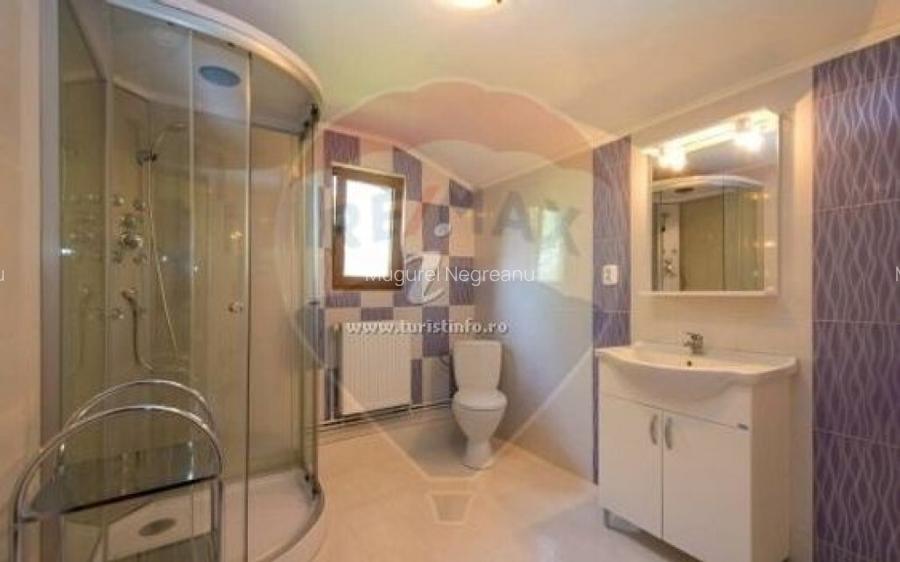 Vila/Casa de vacanta la munte (D+P+E+M) - Prahova - Provi...