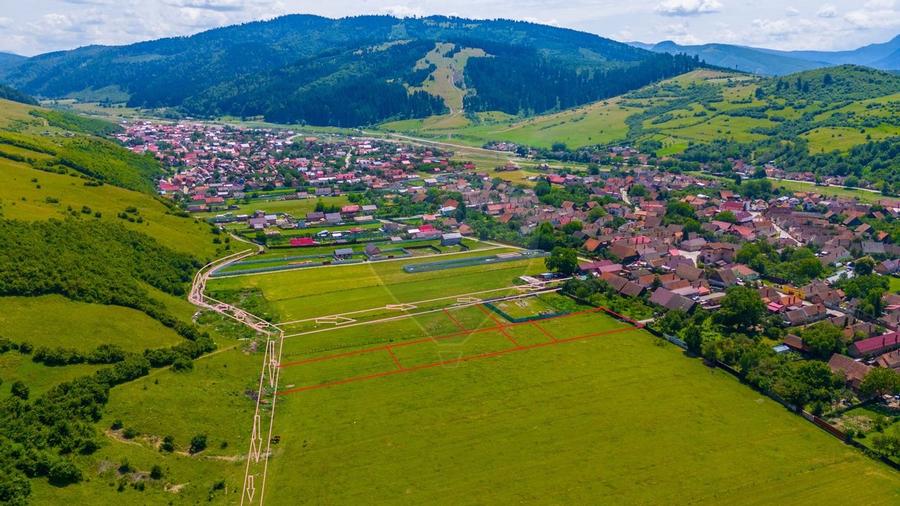 Teren 612mp Zizin / Strada Petofi Sandor - 1