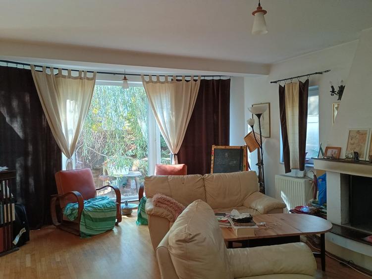 Vânzare vila  P+1E+ M – 4 dormitoare | 3 băi | living spațios | curte proprie - 1