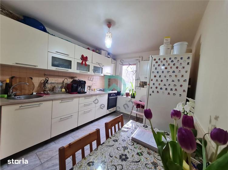 Apartament 3 camere Craiter, decomandat, Brasov - 1