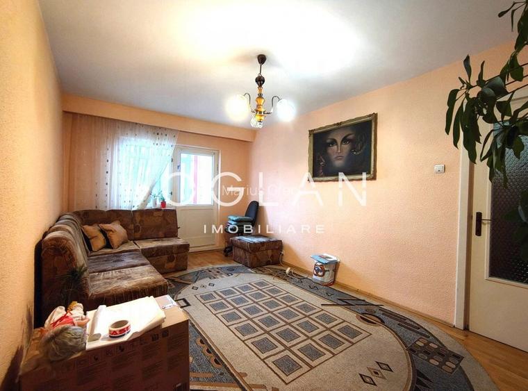 Apartament 3 cam, decomandat , Vasile Aaron