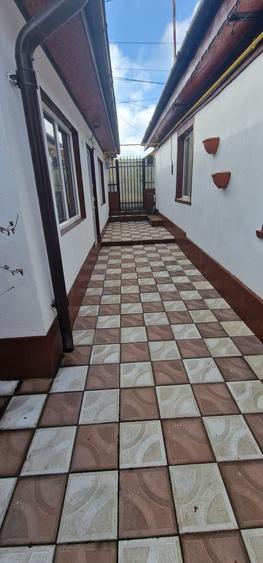 Casa ideal 2 familii, Ovidiu zona primarie. - 24