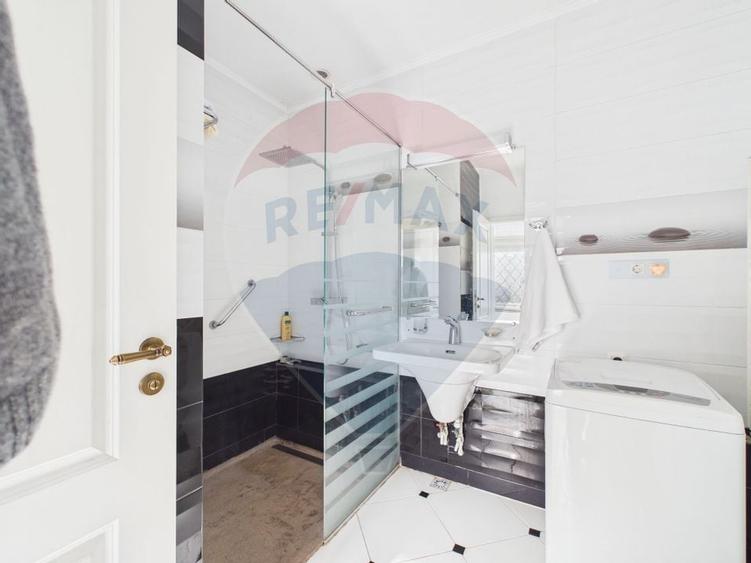 Casa / Vila cu 8 camere de vanzare în zona Cotroceni - 12