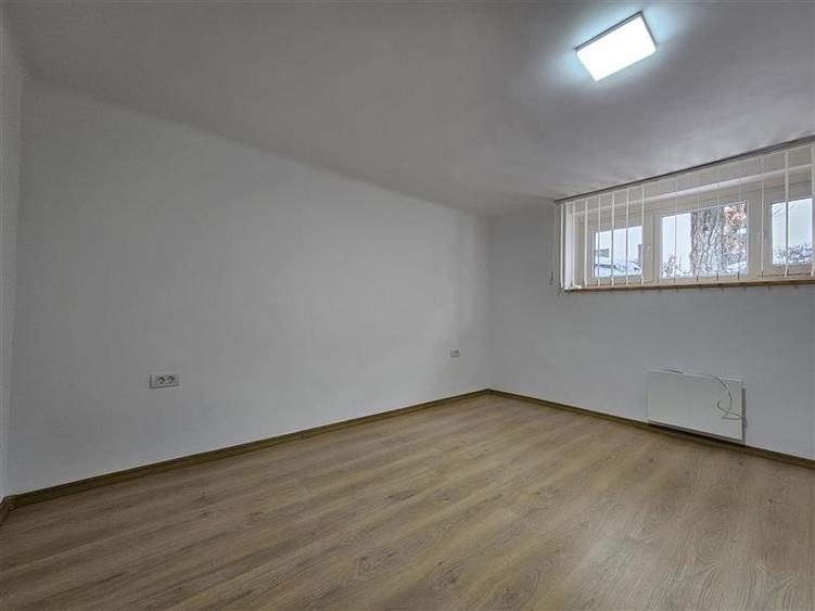 Spatiu birouri zona 13 Decembrie - 4