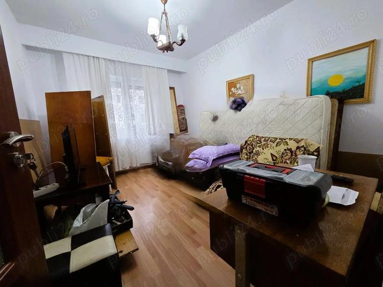 Apartament --3 camere -podgoriilor etajul 2 - 10