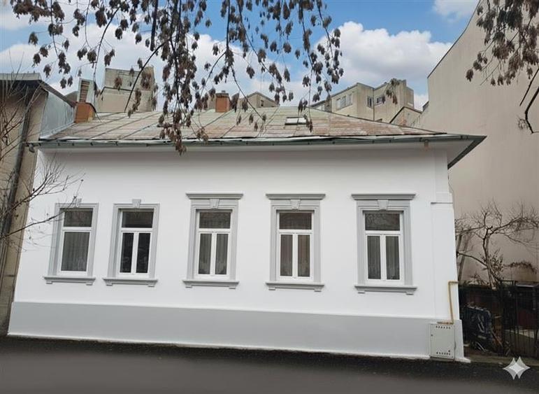 Vanzare garsoniera renovata 2025, in Vila, Mantuleasa - 3