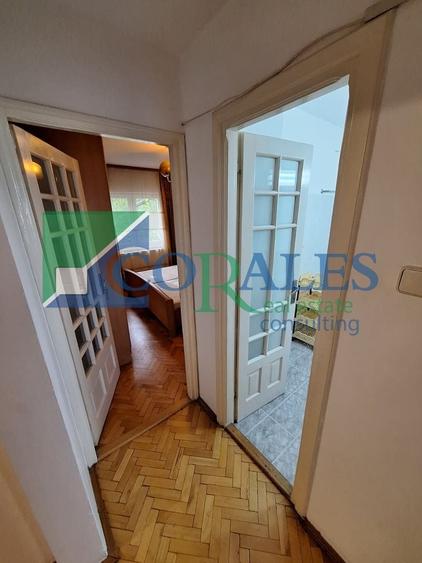 Apartament cu 2 camere decomandat, mobilat în Bucovina
