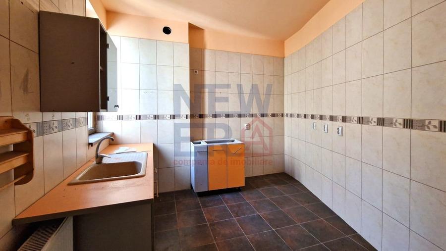 Vila cu curte de vanzare ULTRACENTRAL - 386 mp, 114 mp curte libera - 17