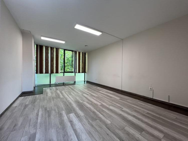 Spatiu comercial\birouri in cladire noua - 4