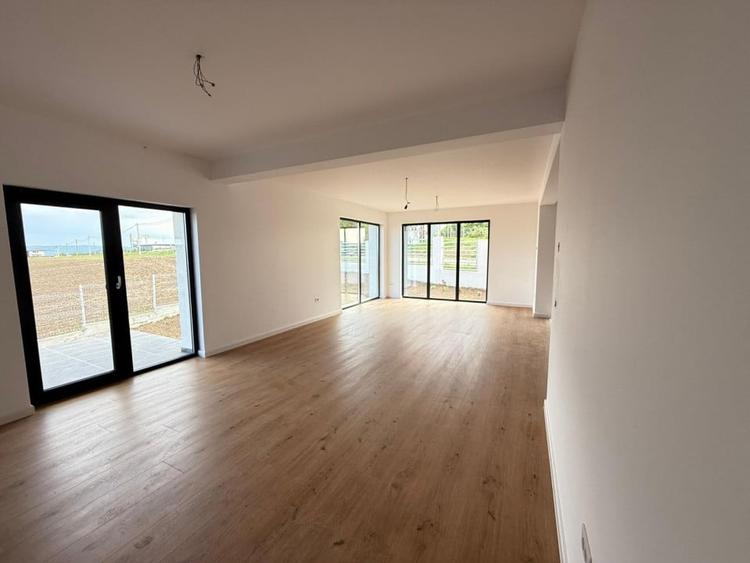 CASA CU 4 CAMERE , CONSTRUCTIE PREMIUM VALEA ADANCA , FINALIZATA SI INTABULATA - 1