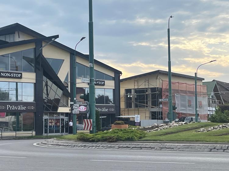 Spatiu comercial de inchiriat pe Bulevardul Grivitei 38 A - 2