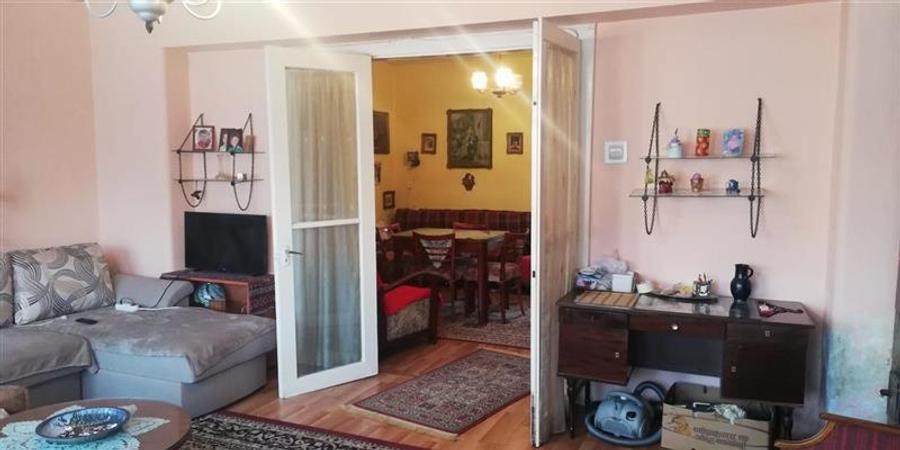 Casa cu 2 camere, curte comuna, cartier invecinat Centru -  Targu Mures - 5