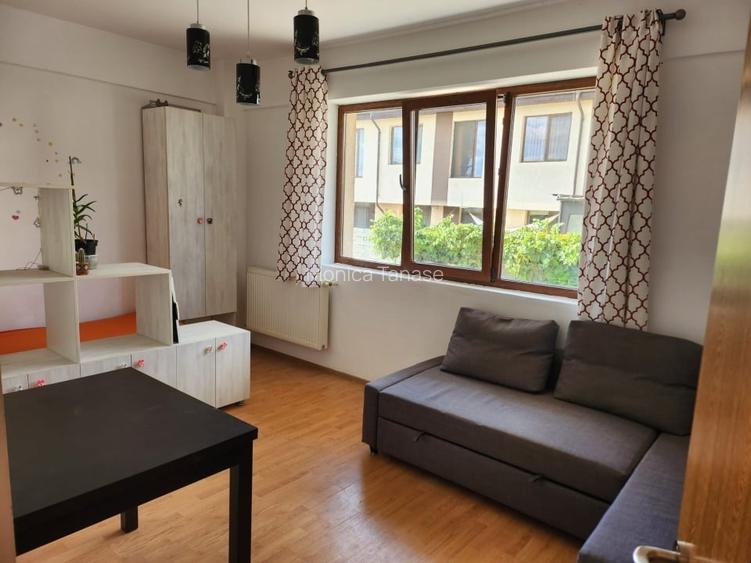 Proprietar = Apartament 2 camere - perfect adaptat pentru o familie Proprietar = Apartament 2 camere - perfect adaptat pentru o familie