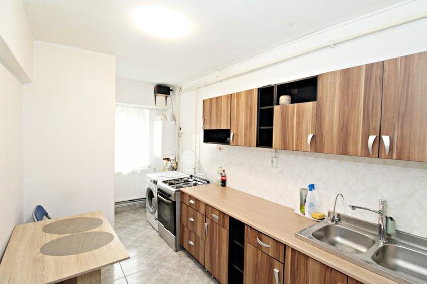 Apartament 4 camere, 2 bai, etaj 3, zona Anda – Comision 0% - 6