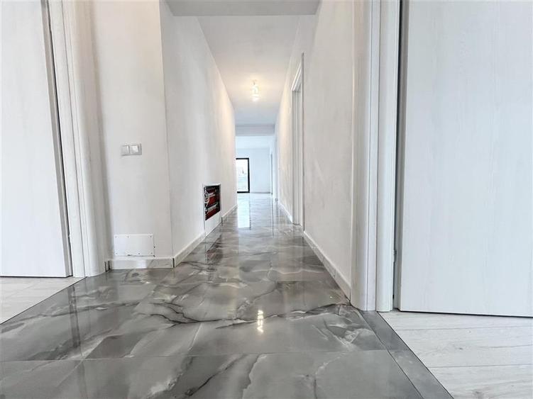 Casa individuala Cristian incalzire in pardoseala si garaj - 25