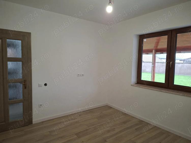 Proprietar vand casa noua in Nojorid - 6