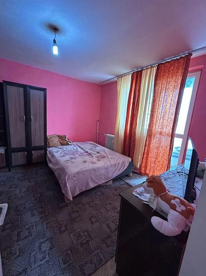 Inchiriez apartament cu 2 camere - 4