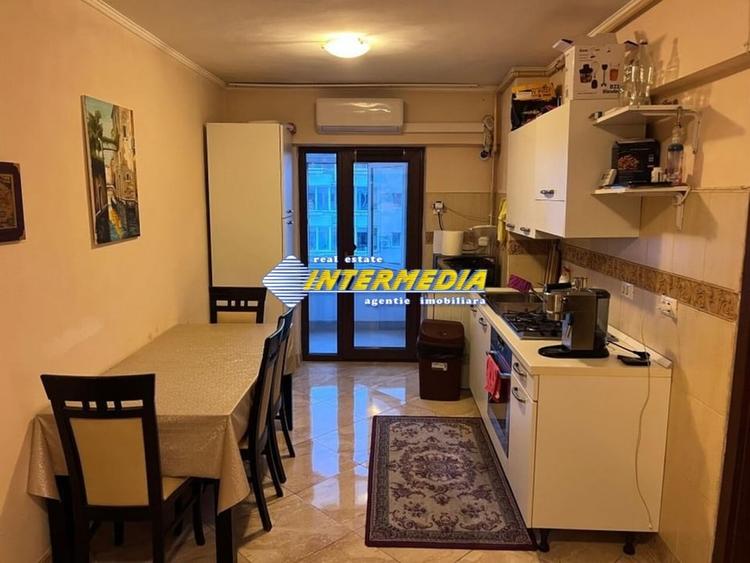 Apartament 2 camere I decomandat I Cetate I Bulevard I mobilat I - 8