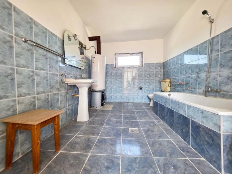 Casa de vanzare in Delta Dunarii - Tulcea, Jurilovca - 236mp utili, teren 5508mp - 7