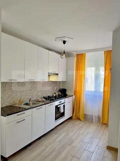 Apartament deosebit cu 3 camere, etaj 3/5, Zona Spitalul Judetean - 2