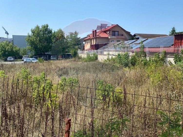 DE VANZARE Teren 1,525mp SISESTI / Drumul Regimentului - 4