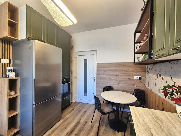 Piața de Miercuri, casă singură în curte, renovată 2025 - 13