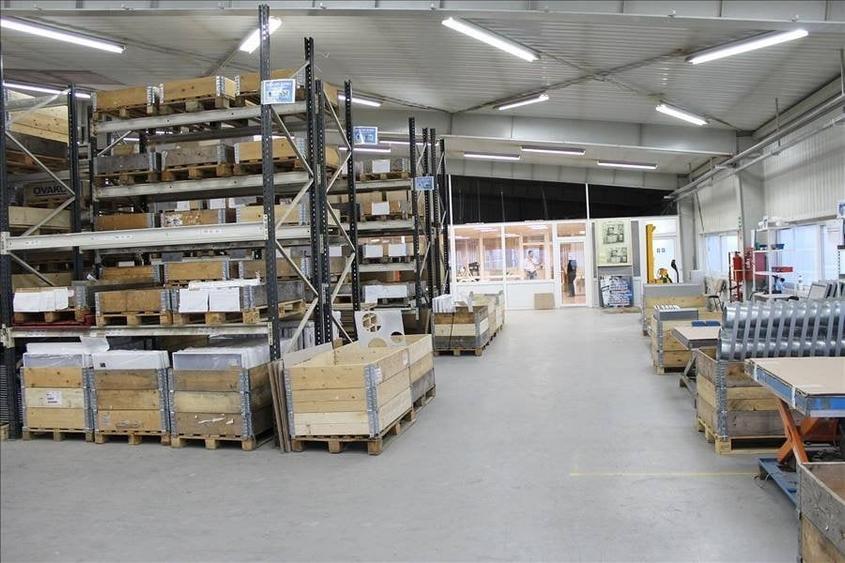 Hala pretabila pentru activitati cu trafic moderat de marfuri - 6