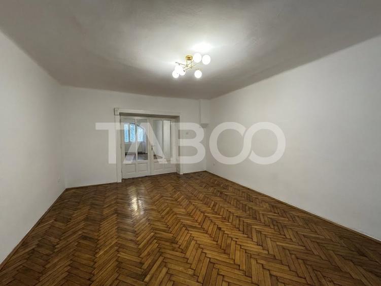 Spatiu de inchiriat la parter 133 mpu 5 camere Centrul Istoric Sibiu - 1