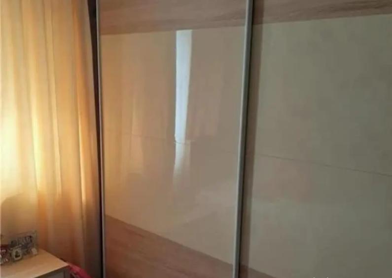 Inchiriez apartament 2 camere Bro?teni - 4