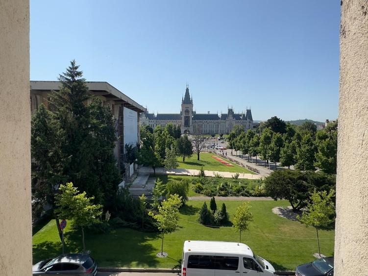 Spatiu birouri; vedere Palat Culturii; 100mp, Casa Cartii - 8