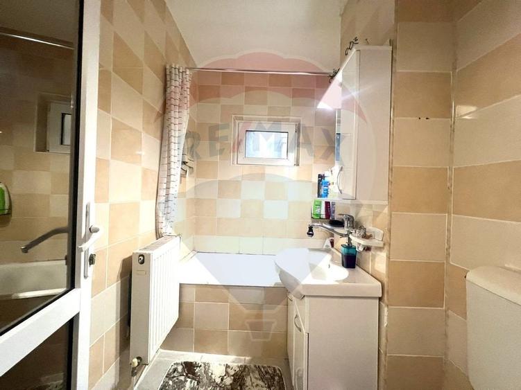 Apartament cu 2 camere semidecomandate de vânzare în zona Republicii - 8