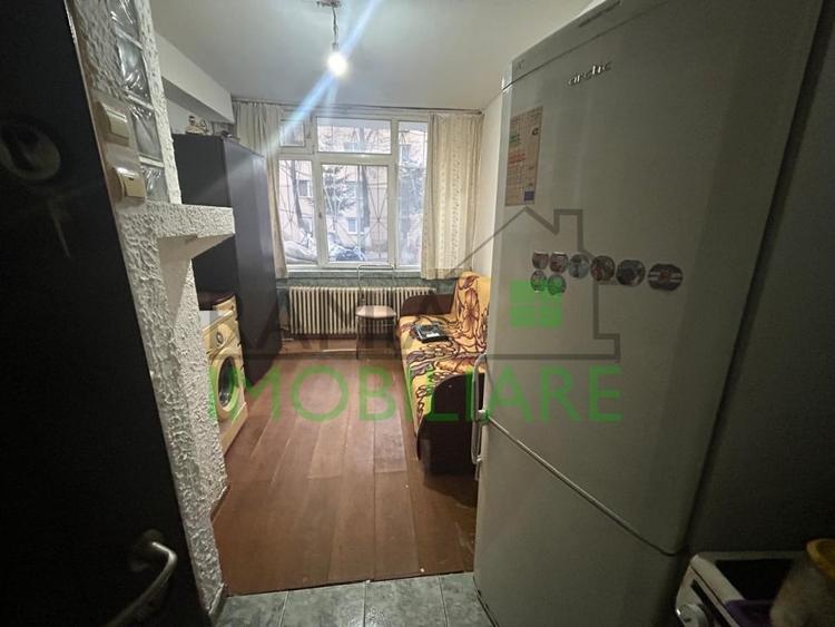 Garsoniera de vanzare in Tractorul - 4