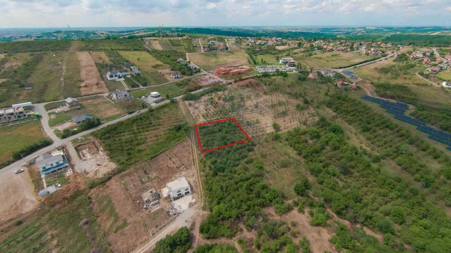 Teren intravilan 1,163mp de vânzare în Săldabagiu De Munte - 1