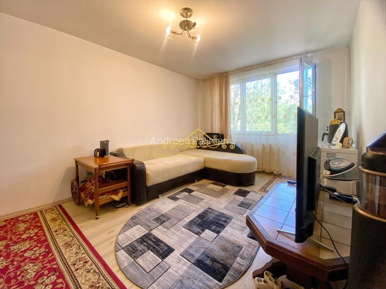 Apartament 2 camere Drumul Taberei - V Argesului, de renovat, cu boxa