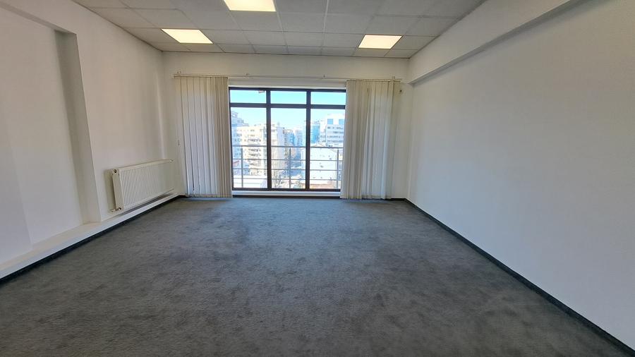 SPATIU BIROU-CLADIRE PREMIUM-CU CHIRIAS - PRODUCE VENITURI - 5