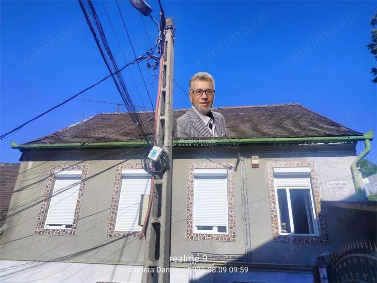 Resita Muncitoresc Casa Zona Lini #537;tit #259; - 13