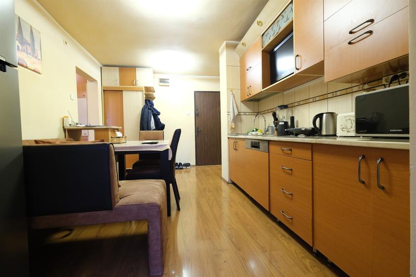 CRANGASI - Piata Crangasi, apartament 2 camere decomandate, etaj 1/8 - 9