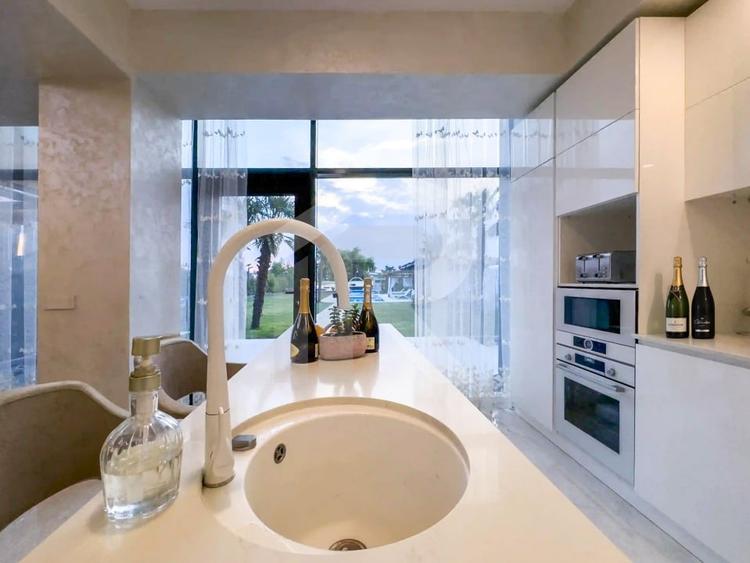 Pe Malul Snagovului, Unde Luxul Devine Cotidian - 16