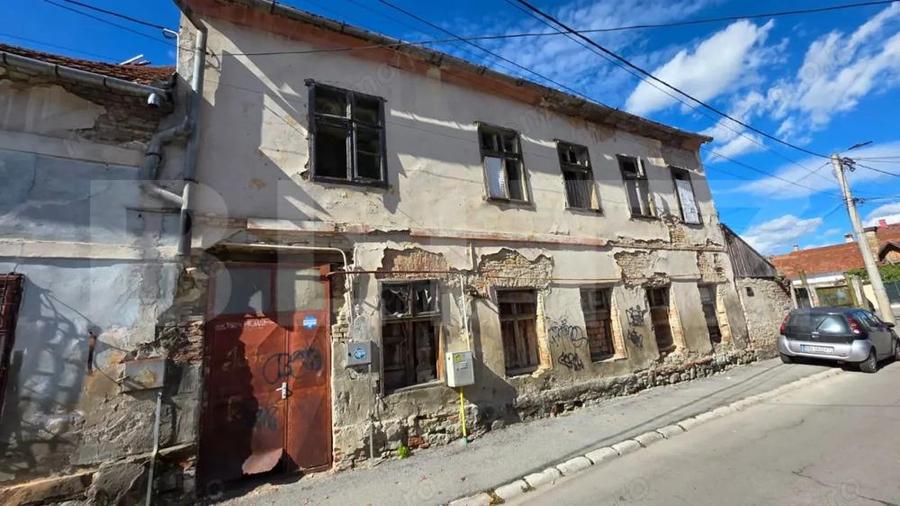 Exclusivitate pe pia?a - Cladire istorica in centrul ora?ului - 7
