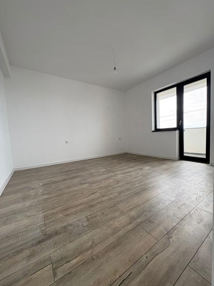 Casa Individuala - Parter + Etaj - Teren 360 mp - Mutare Imediata - 5