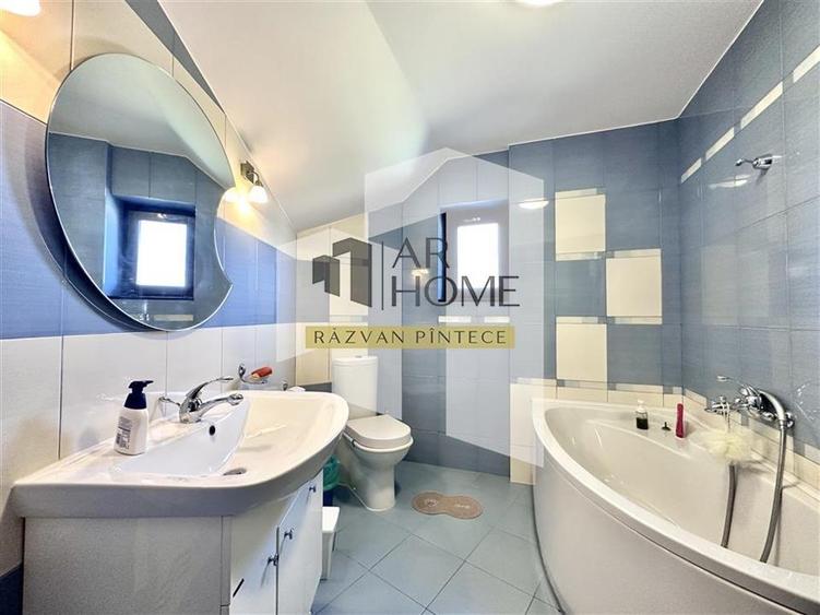 Proprietate impresionanta cu piscina interioara, zona centrala, Ploies - 42